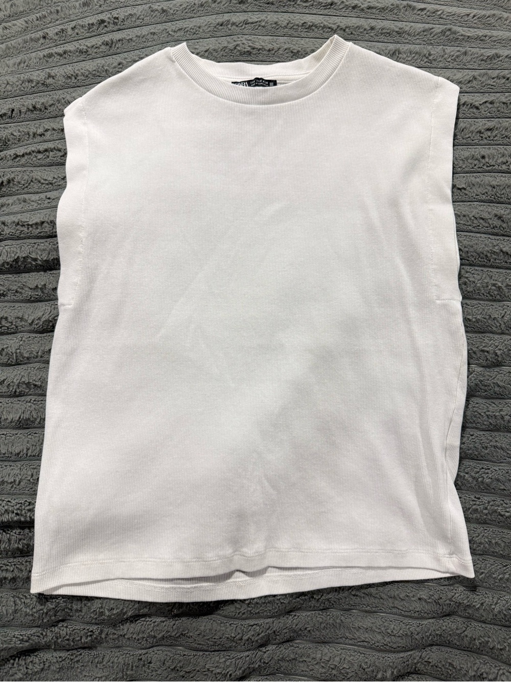 Zara White Sleeveless Tank Top for Women